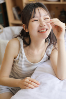 情侣在宾馆