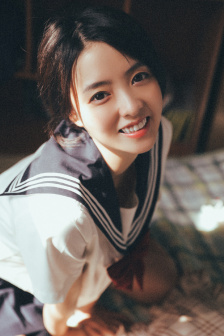 赤裸狂花